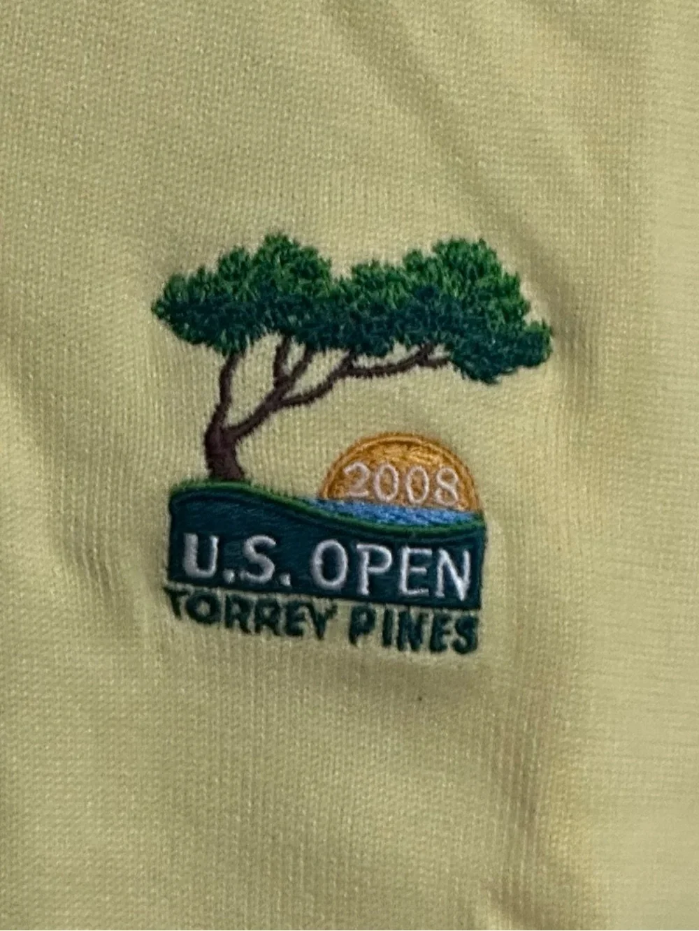 Oxford Yellow V-Neck Sweater Vest with U.S. Open logo - 2008 Tiger Woods victory